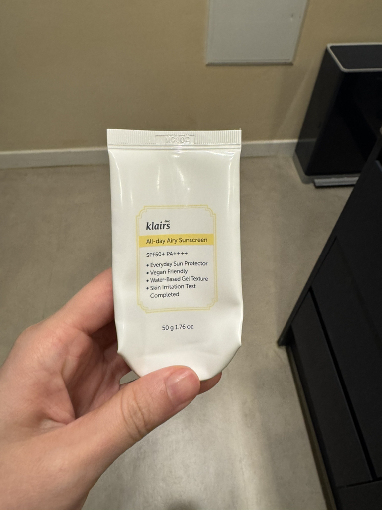 全天候透气防晒霜 [SPF50+/PA++++]的真实用户使用照片