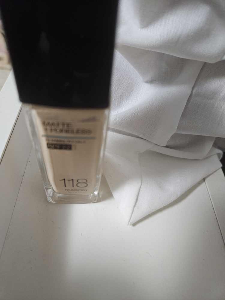 美宝莲纽约 Fit Me 粉底液 [SPF22] [112 天然象牙色] [1.5 毫升 common.review image
