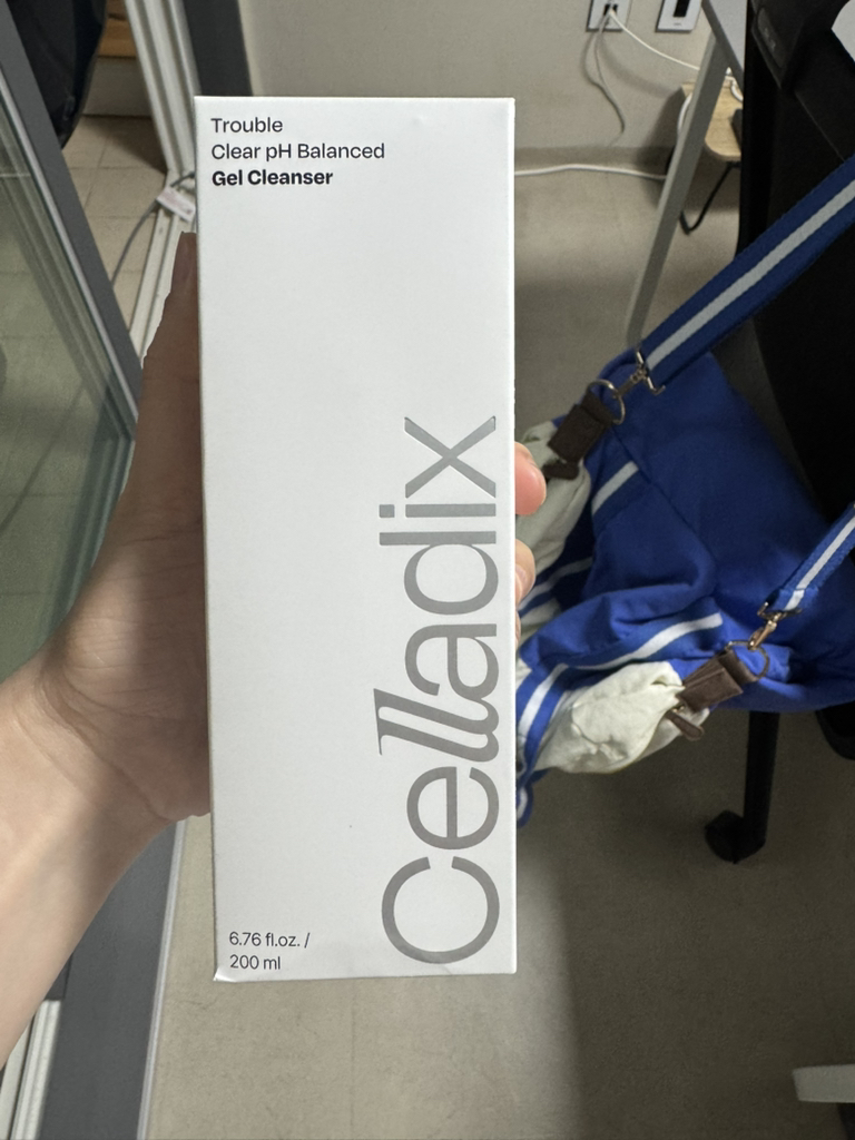 Trouble Clear 弱酸性啫喱洁面乳的真实用户使用照片