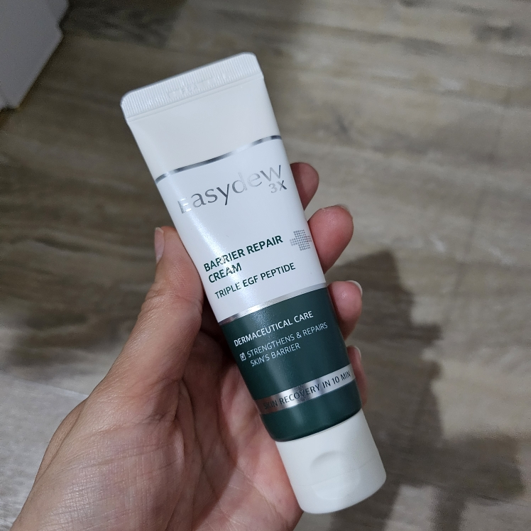 이지듀 (Easydew) 베리어 리페어 크림 review image