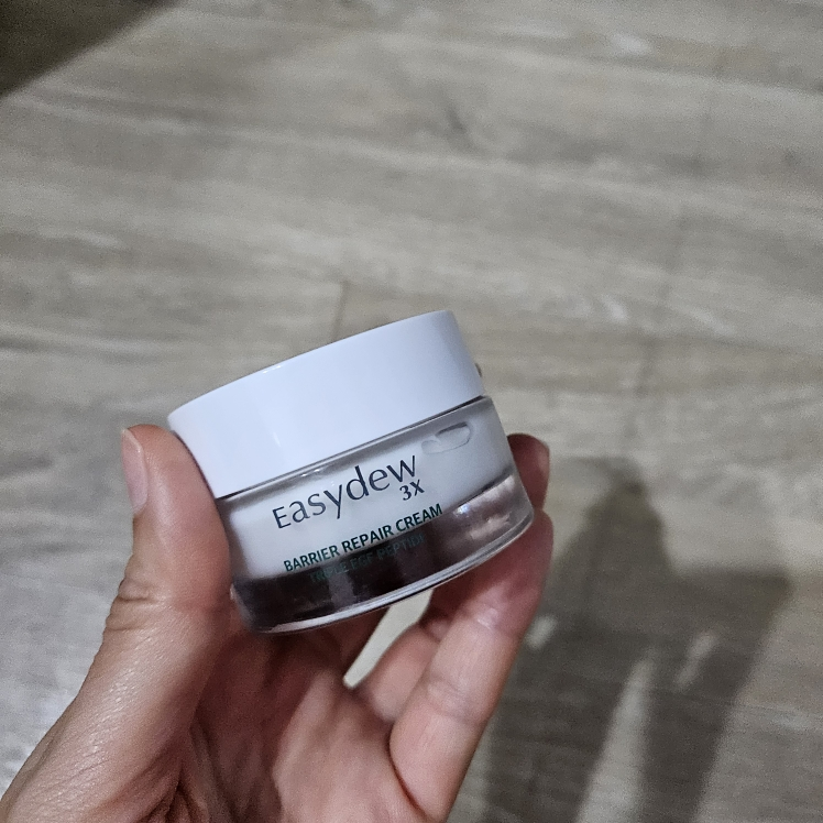 이지듀 (Easydew) 베리어 리페어 크림 review image