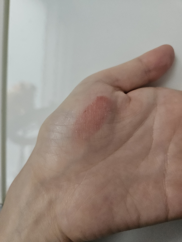 바세린 (Vaseline) 립 테라피 컬러 앤 케어 립밤 [프리티 피치] review image