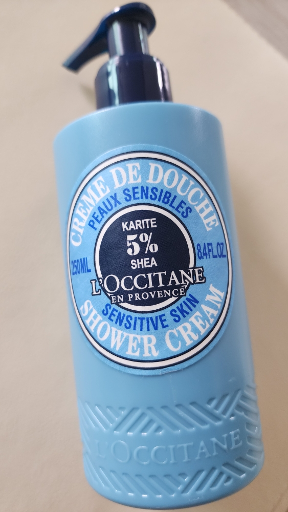록시땅 (LOCCITANE) 시어 센서티브 스킨 샤워 크림 review image