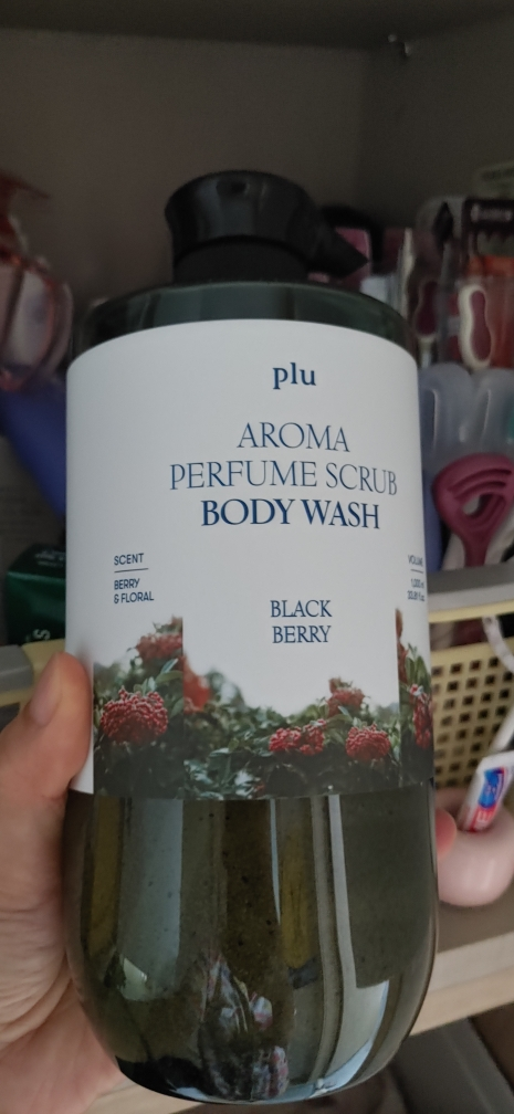 Plu Aroma Perfume Scrub Body Wash Black Berry review image