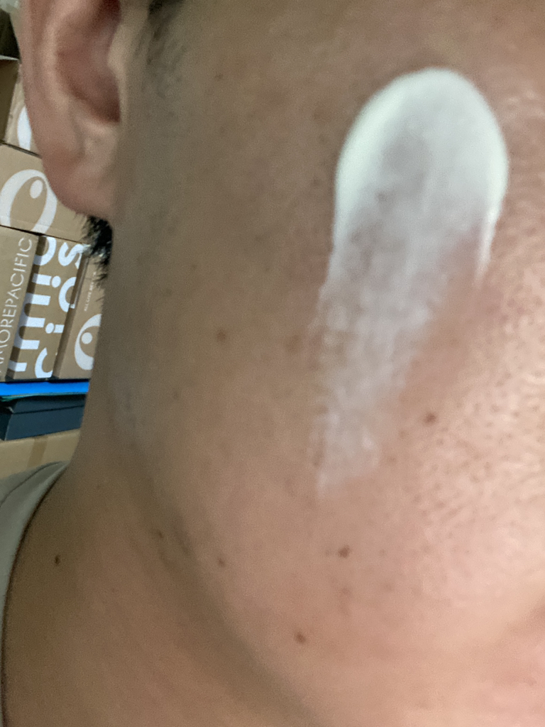 토코보 (TOCOBO) 시카 카밍 선 세럼 [SPF50+/PA++++] review image