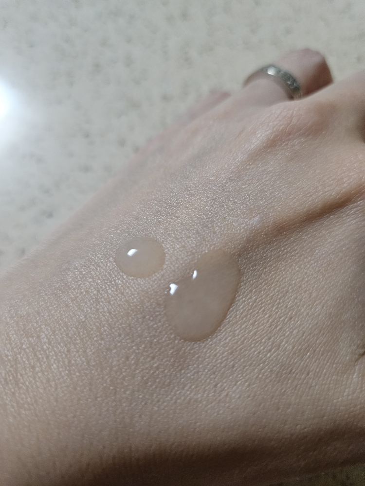 惠誉微生物群 78 PDRN 化妆水的真实用户使用照片