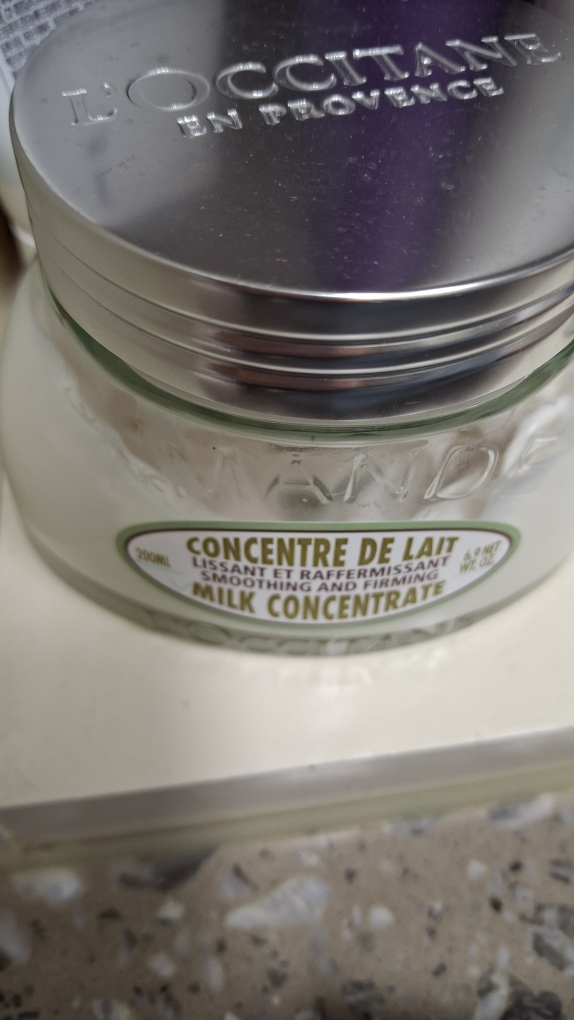 록시땅 (LOCCITANE) 아몬드 밀크 컨센트레이트 review image