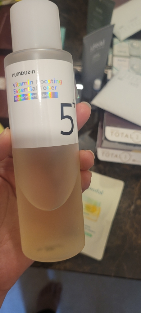넘버즈인 (numbuzin) 5번 글루타치온C 비타수액 에센셜 토너 review image