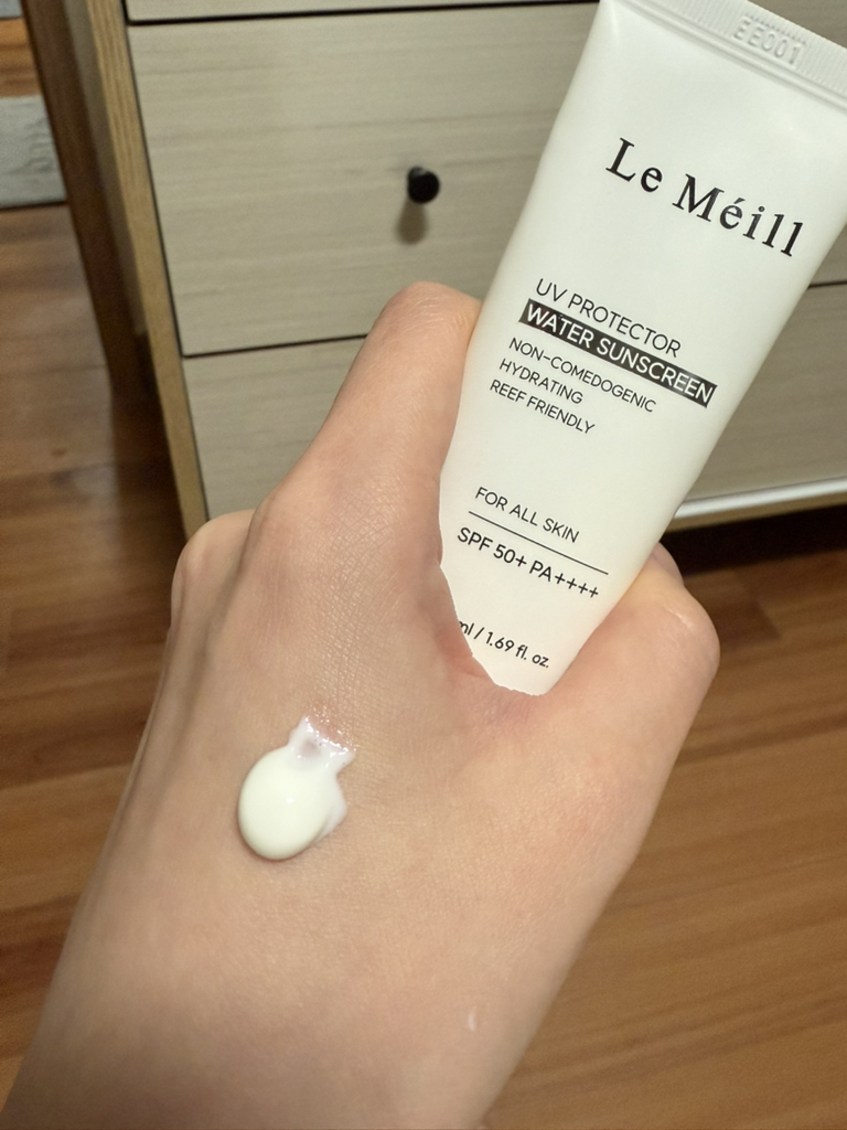 르메이엘 (LeMeill) uv프로텍터 워터 선스크린 [SPF50+/PA++++] review image