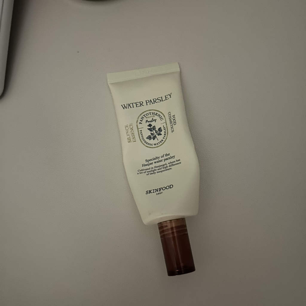 Ảnh đánh giá thực tế của người dùng về Pantothenic Water Parsley Silence Essence