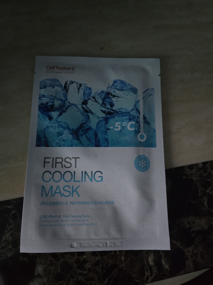 Ảnh đánh giá thực tế của người dùng về Mặt nạ làm mát [First]