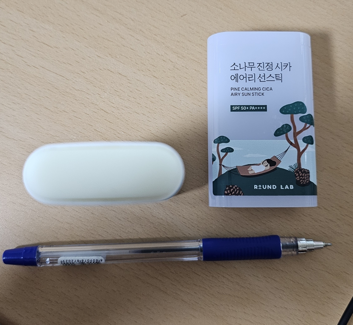 라운드랩 (ROUNDLAB) 소나무 진정 시카 에어리 선스틱 [SPF50+/PA++++] review image