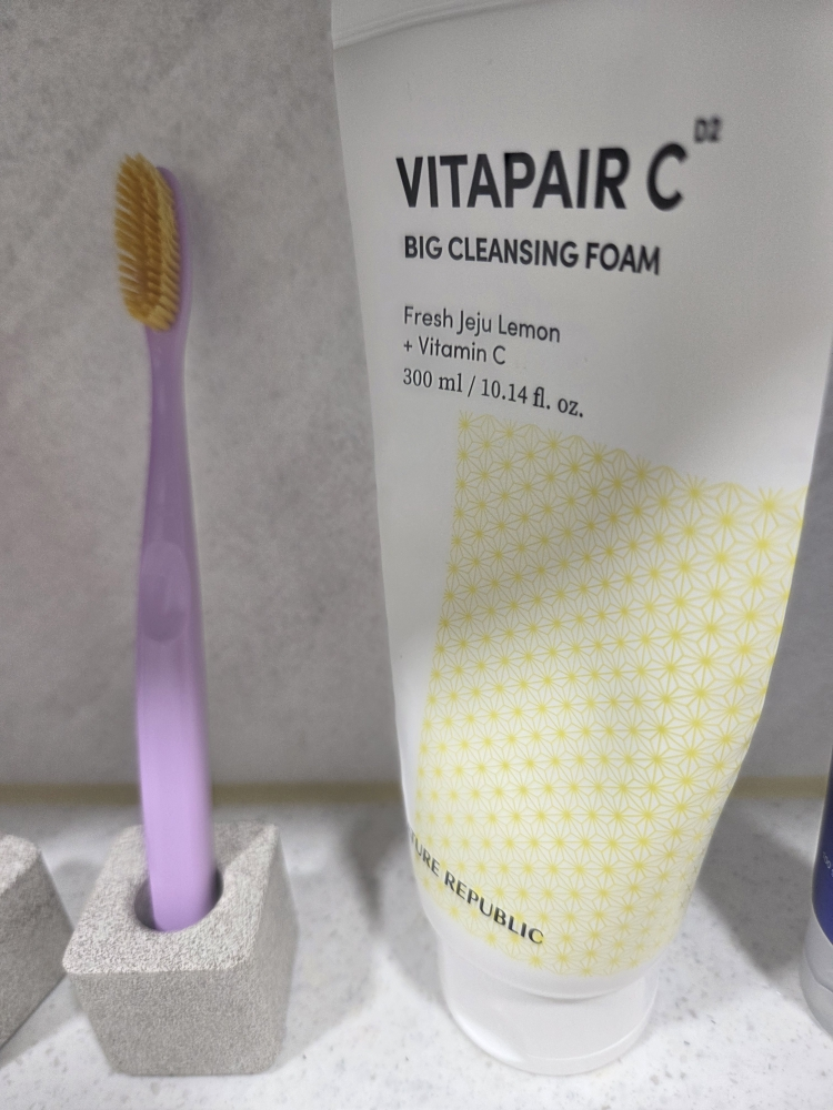 NATUREREPUBLIC Vita Fair C Big Foam Cleansing review image