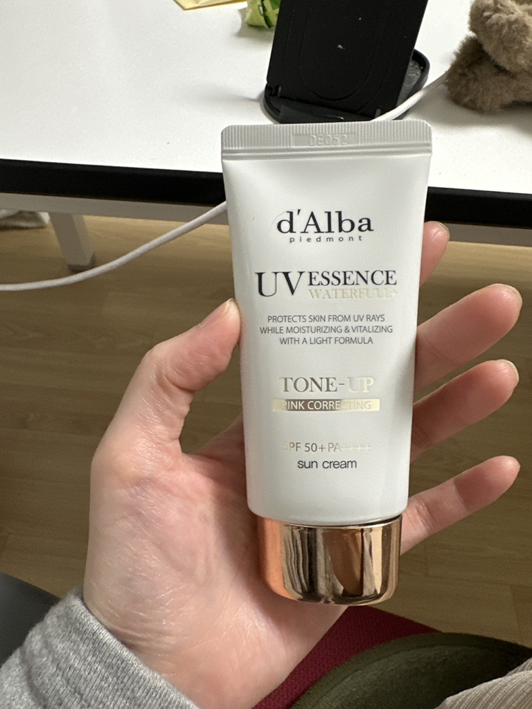 水池防晒霜 [SPF50+/PA++++] [精华]的真实用户使用照片