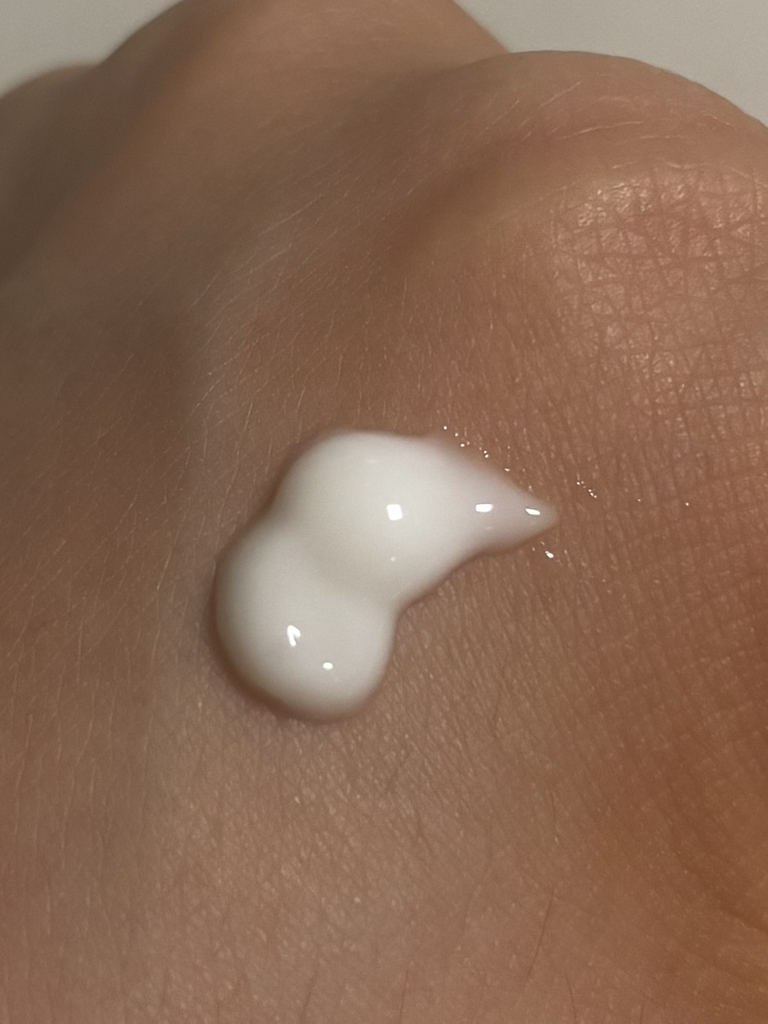 달롭 (dollop) 리추얼 인비저블 UV 디펜스 [SPF50+/PA++++] review image