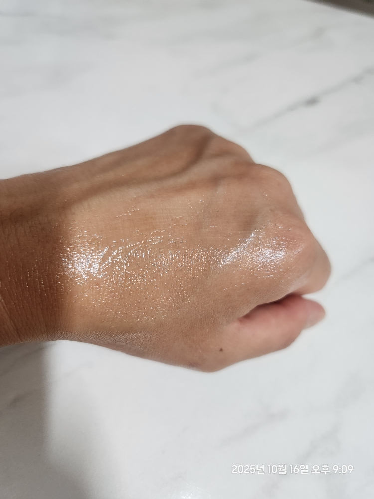 媒体 中度奶油色 common.review image