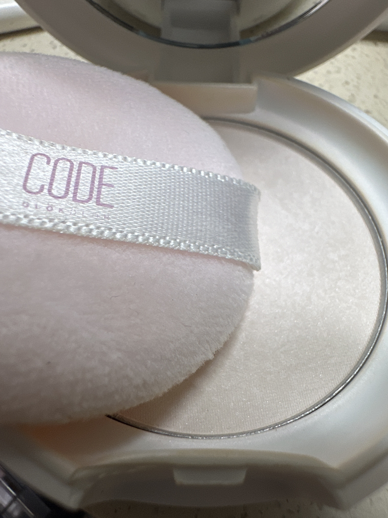 코드글로컬러 (codeglokolor) 오일컷 핑크빔 팩트 review image