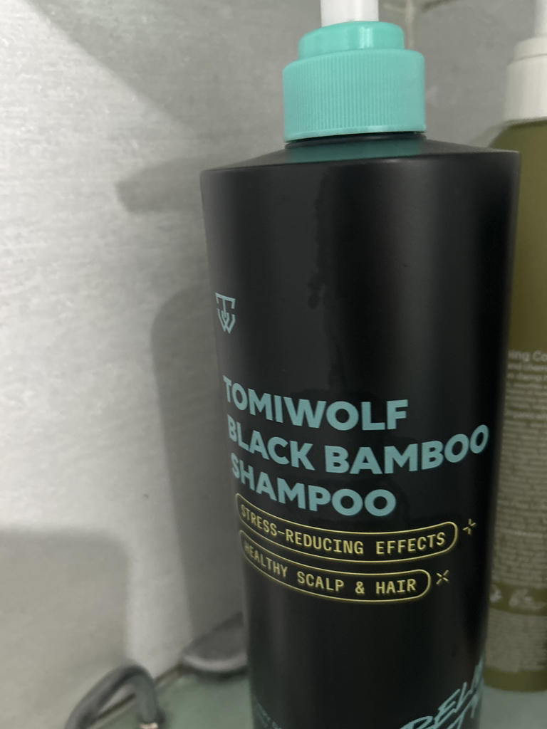 토미울프 (TOMIWOLF) 블랙밤부 샴푸 review image