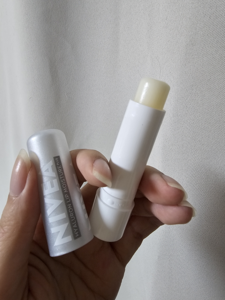 니베아 (NIVEA) 립케어 [히알루론모이스쳐플러스] review image