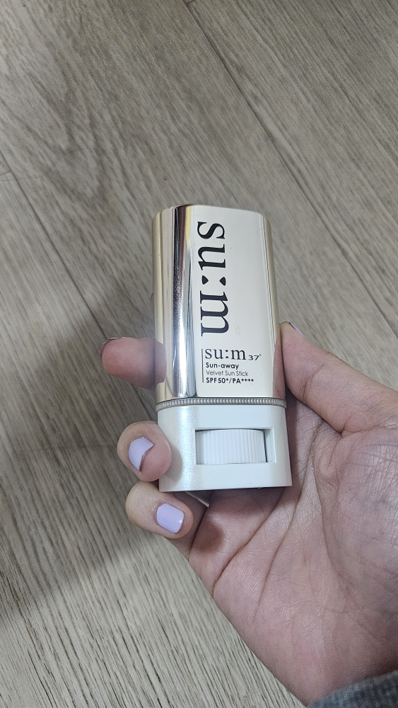 숨37도 (SUM37) 선 어웨이 벨벳 선 스틱 [SPF50+/PA++++] review image