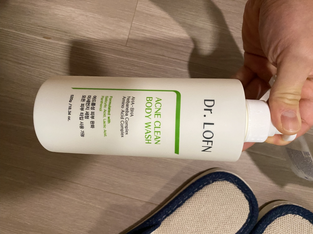 로픈 (LOFN) 닥터 로픈 아크네 클린 바디워시 review image