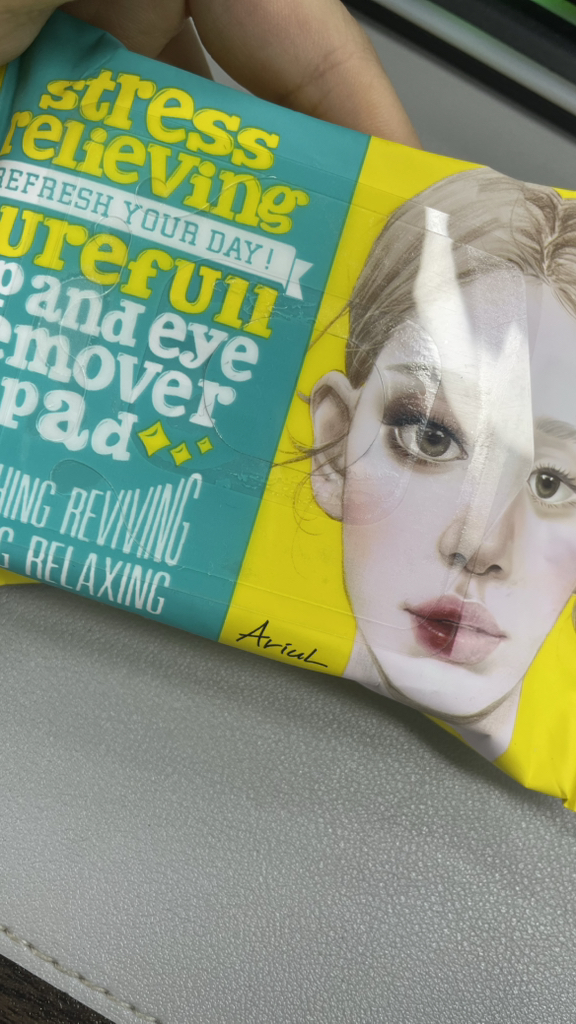 아리얼 (Ariul) 스트레스 릴리빙 퓨어풀 립앤아이 리무버 패드 review image