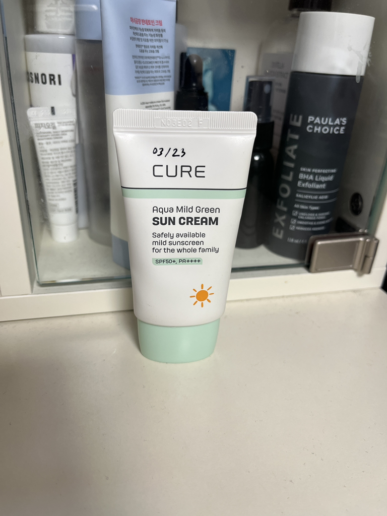 큐어 (CURE) 아쿠아 마일드 그린 선크림 [SPF50+/PA++++] review image