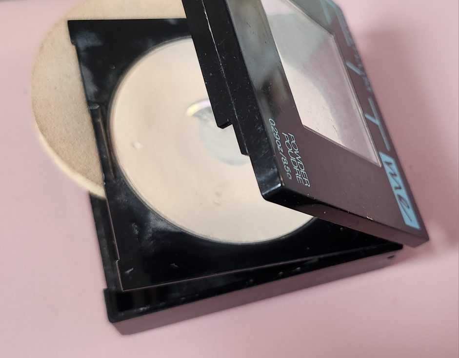 메이블린뉴욕 (MAYBELLINENEWYORK) 핏미 파우더팩트 [110 포슬린] review image