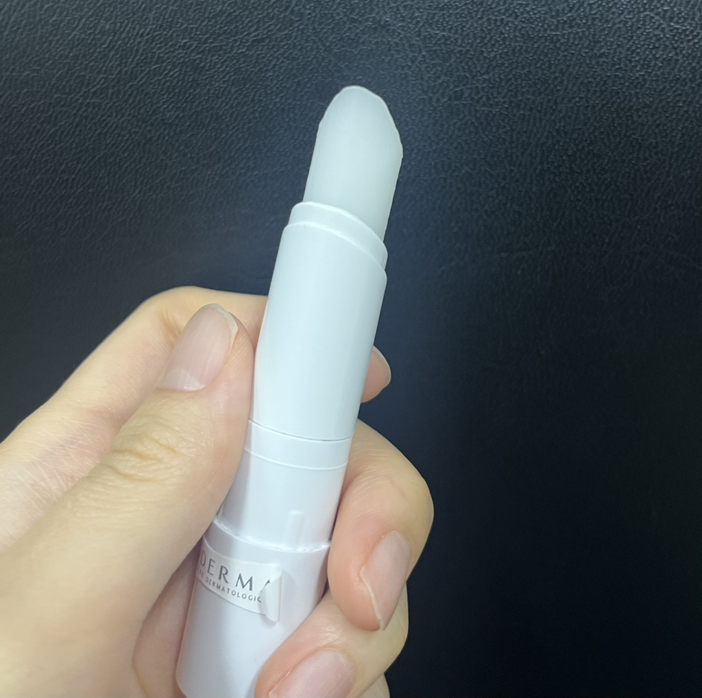 바이오더마 (BIODERMA) 아토덤 립스틱 review image