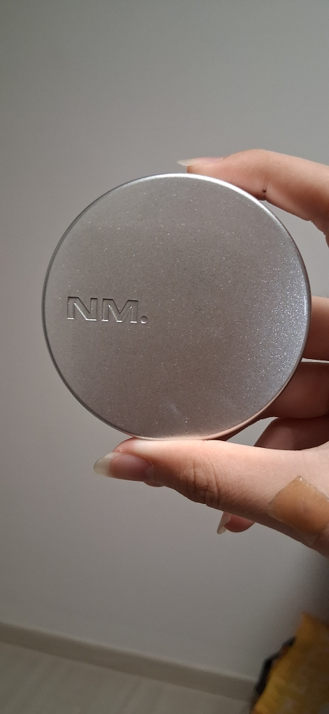 分层贴身护垫 [SPF50+/PA+++] [21Y］的真实用户使用照片