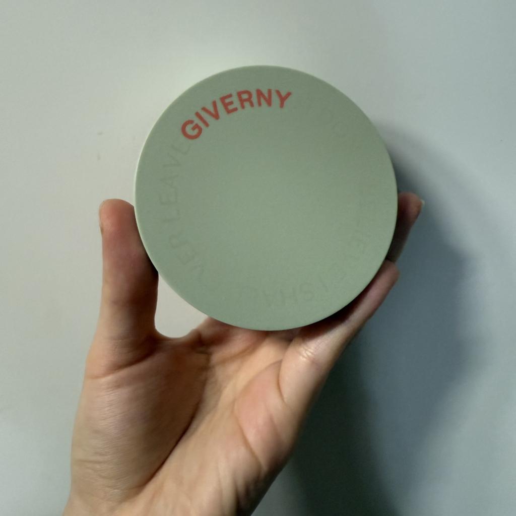 姿泊兰伊 贴身罩垫 [SPF40/PA++] [17C 聚酯]。 common.review image