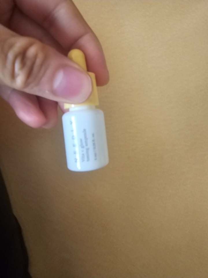 니들리 (NEEDLY) 비타C 글로우 토닝 앰플 review image