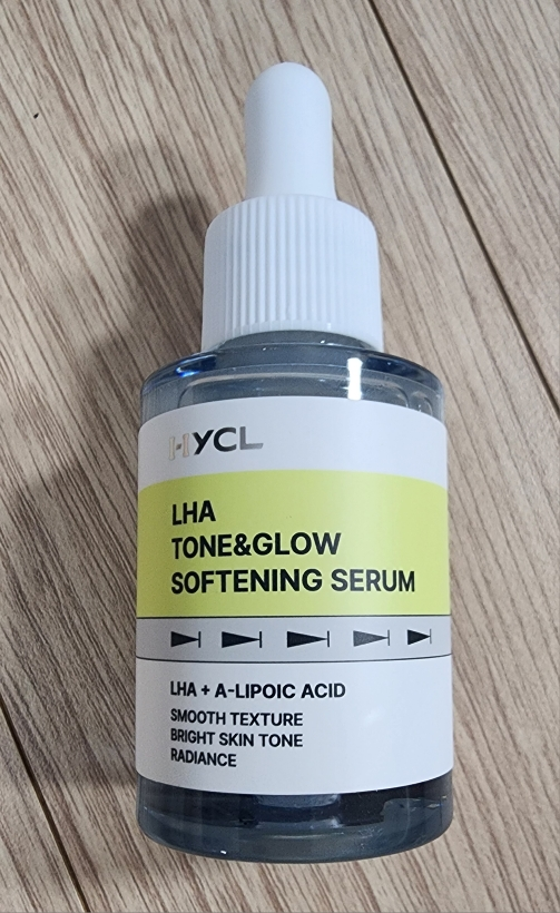 鲭鱼 拉哈肤色亮泽柔肤精华液 common.review image