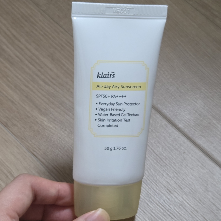 全天候透气防晒霜 [SPF50+/PA++++]的真实用户使用照片