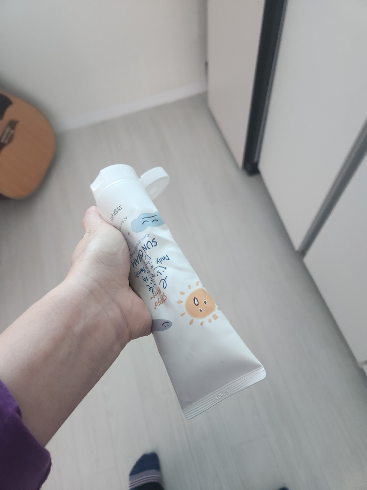 과일나라 (KWAILNARA) 데일리 앤 마이 패밀리 선크림 [SPF50/PA++++] review image