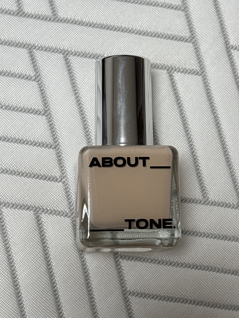 关于音调 肤层紧致粉底液 [SPF30/PA++] [22 象牙色］ common.review image