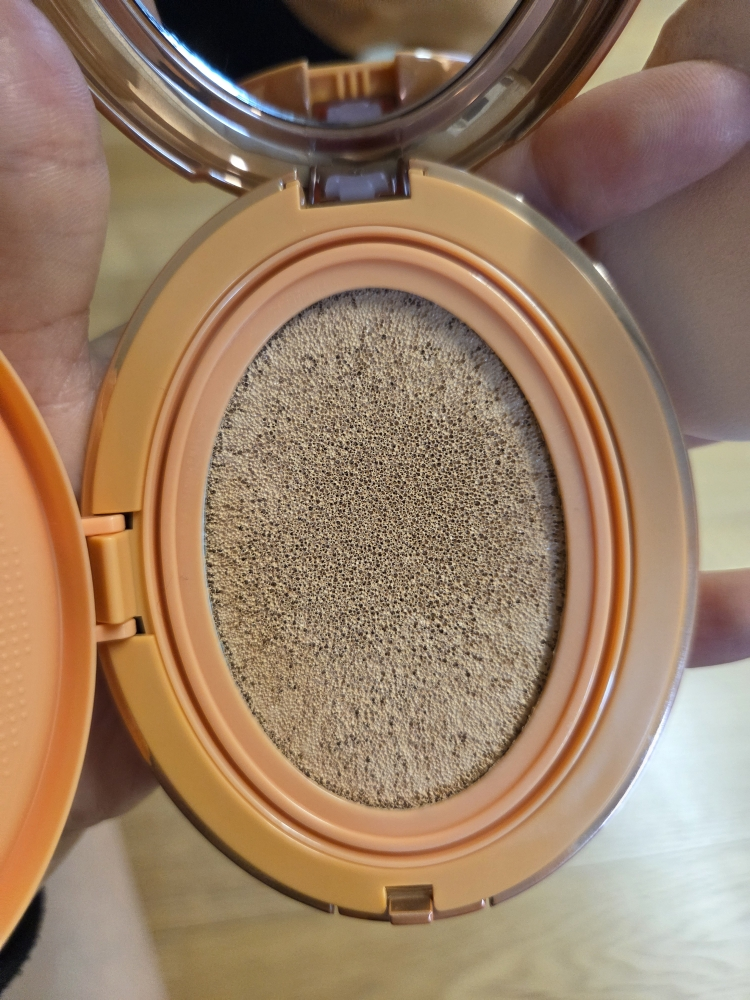 티르티르 (TIRTIR) 마스크 핏 AI 필터 쿠션 [SPF30/PA++] [22N 쉘베이지] review image