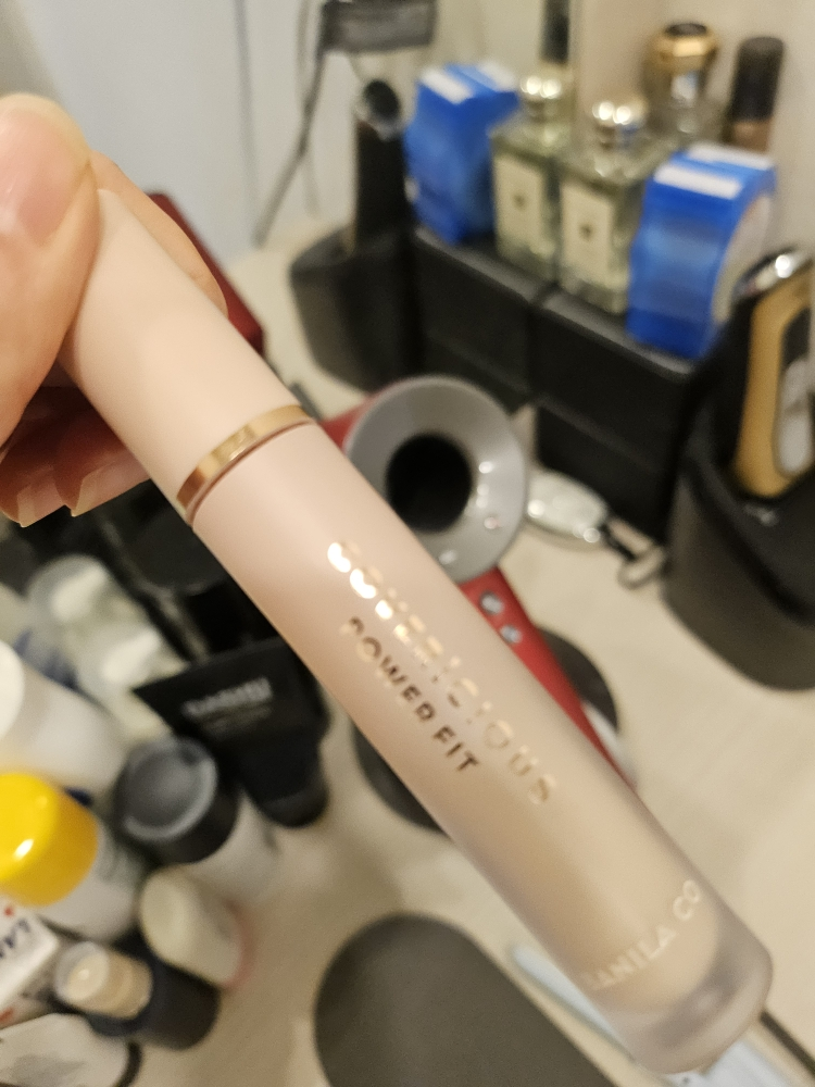 바닐라코 (banilaco) 커버리셔스 파워 핏 컨실러 [21 피치] review image