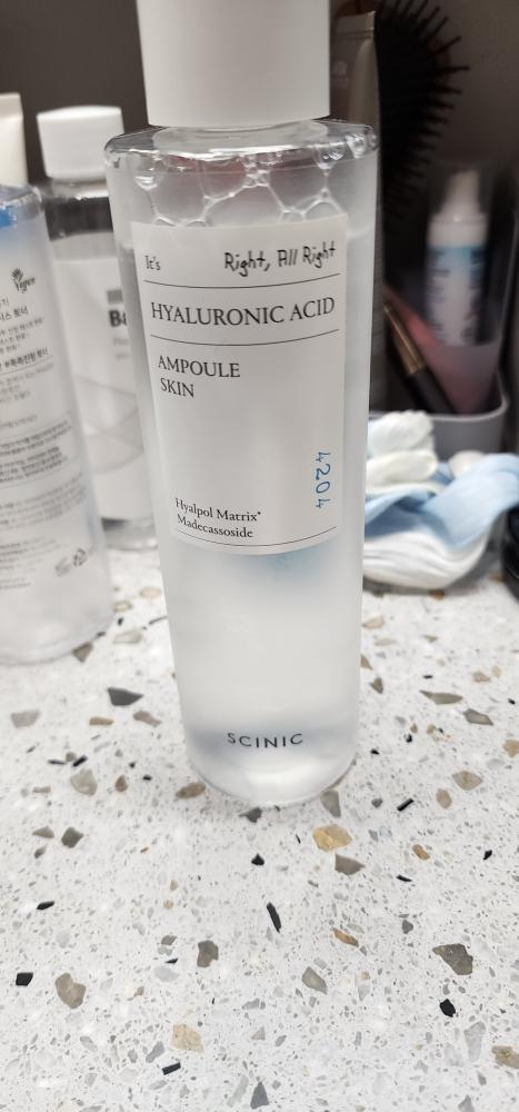 싸이닉 (SCINIC) 히아루론산 앰플 스킨 review image