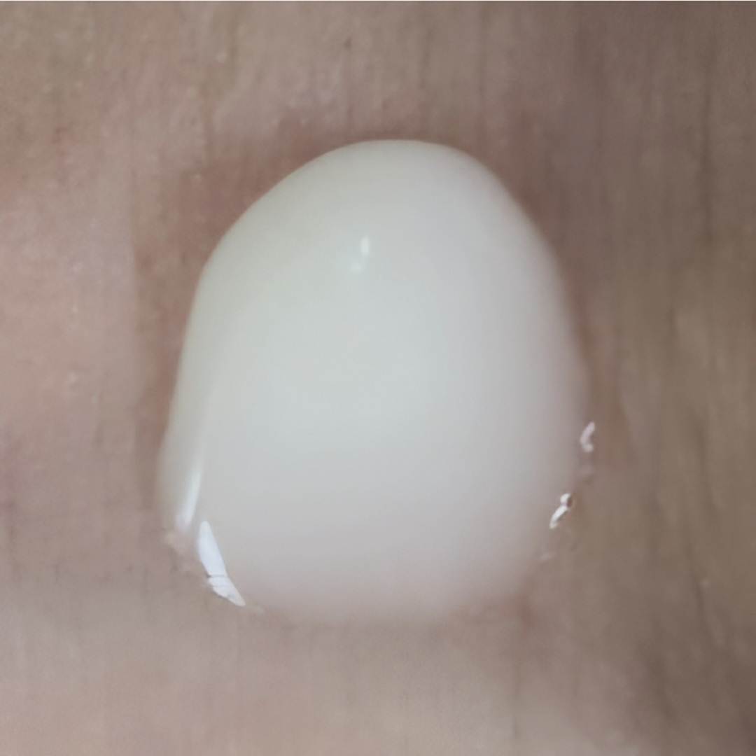 바이오힐 보 (BIO HEALB OH) 프로바이오덤 콜라겐 에센스 선크림 [SPF50+/PA++++] review image