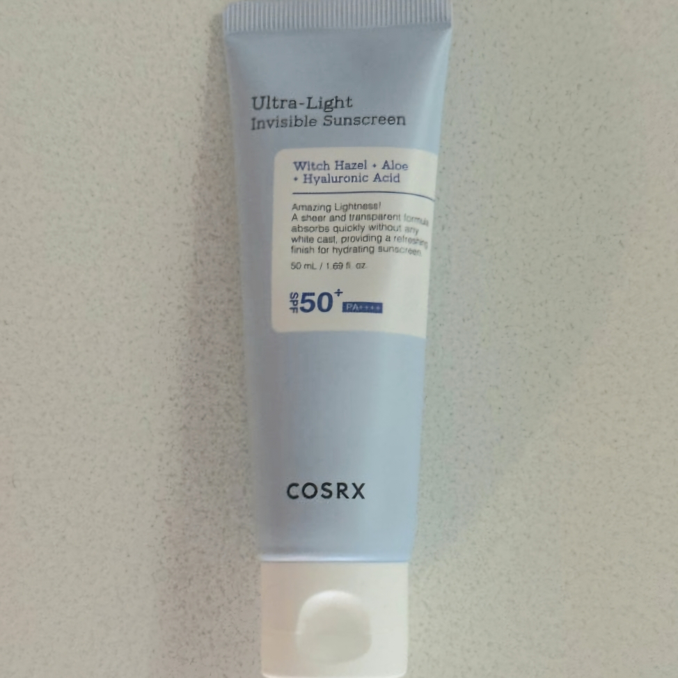 코스알엑스 (COSRX) 울트라 라이트 인비저블 선스크린 [SPF50+/PA++++] review image