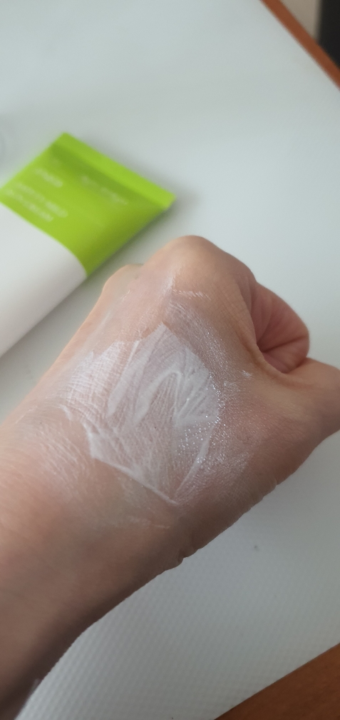 싸이닉 (SCINIC) 엔조이 세이프티 마일드 선크림 [SPF50+/PA++++] review image