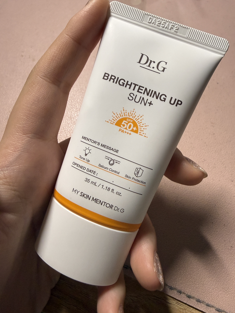 Ảnh đánh giá thực tế của người dùng về Brightening Up Sun Plus [SPF50+/PA+++]