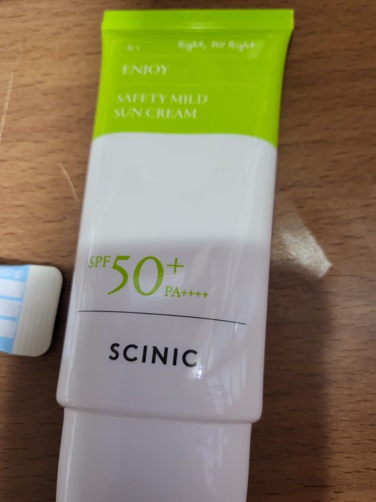 싸이닉 (SCINIC) 엔조이 세이프티 마일드 선크림 [SPF50+/PA++++] review image