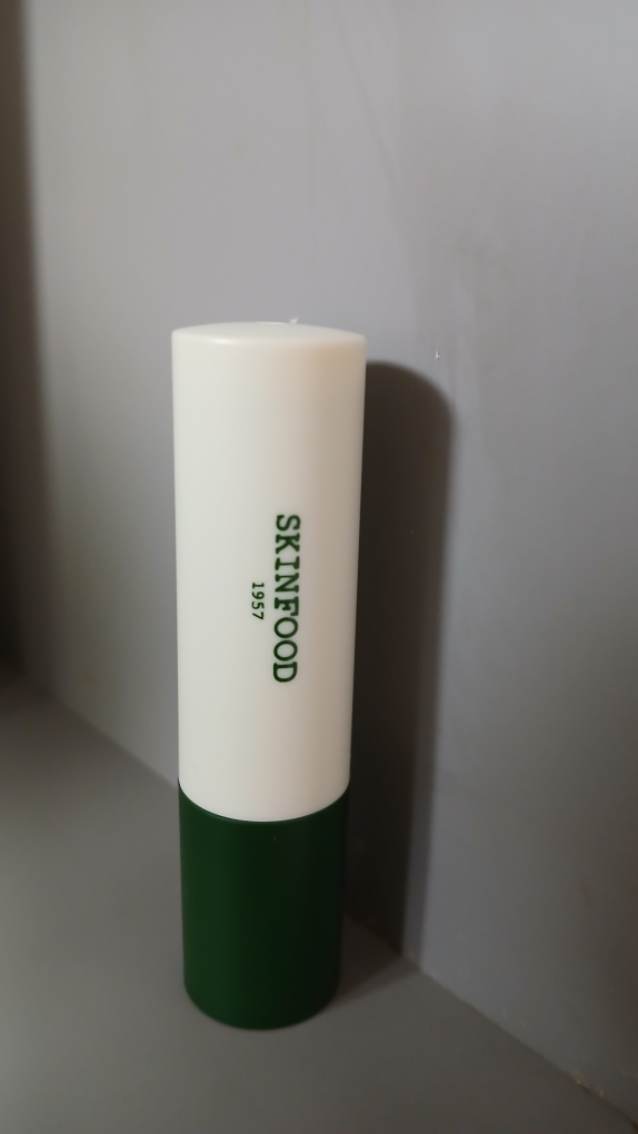 思亲肤 牛油果棒润唇膏 [No.］ review image