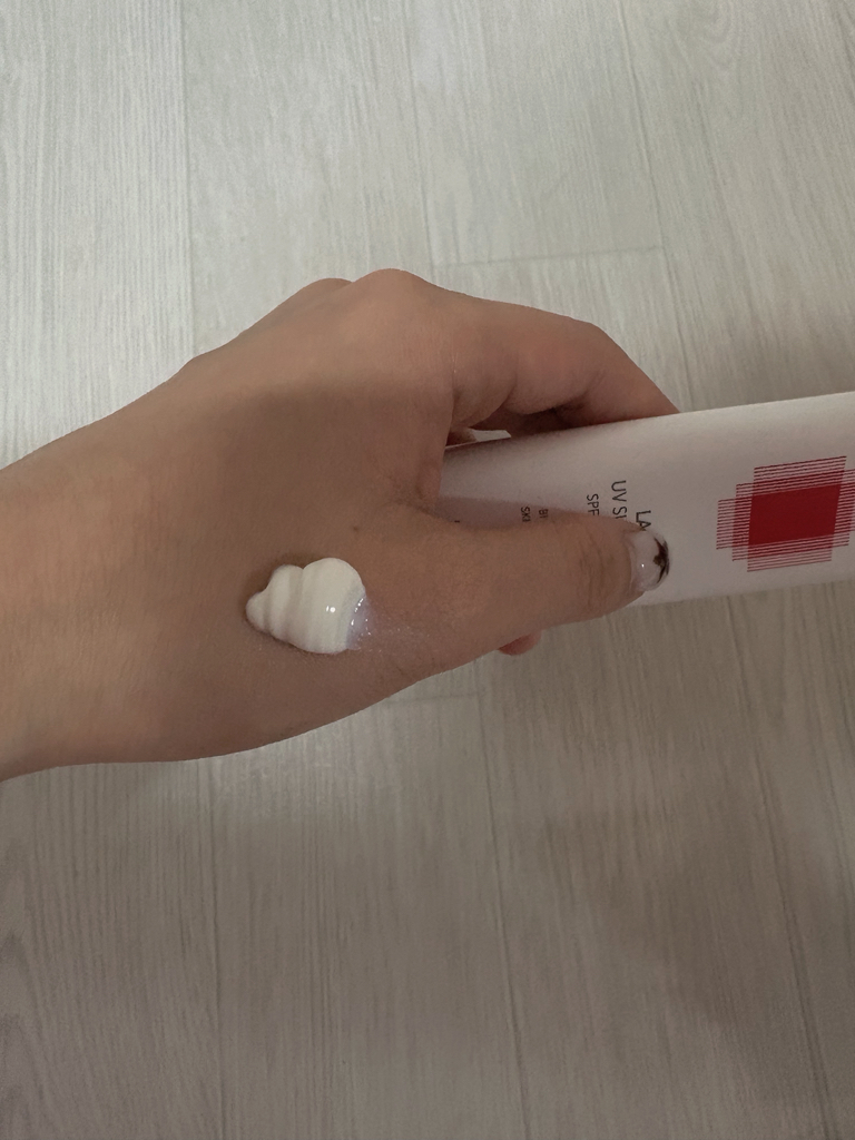 防晒霜 [SPF50+/PA++++] [激光紫外线 ] [SPF50+/PA++++] [激光紫外线 ]的真实用户使用照片