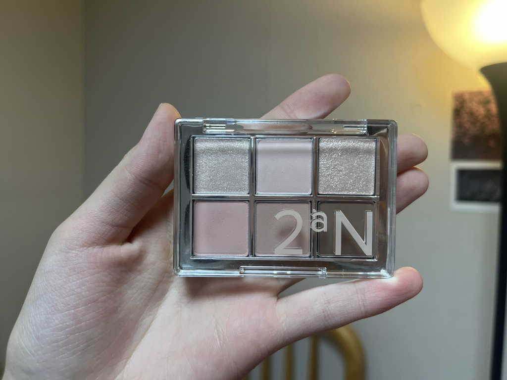 투에이엔 (2an) 블루밍 가든 컬렉션 베러미 아이팔레트 [11 드리밍] review image