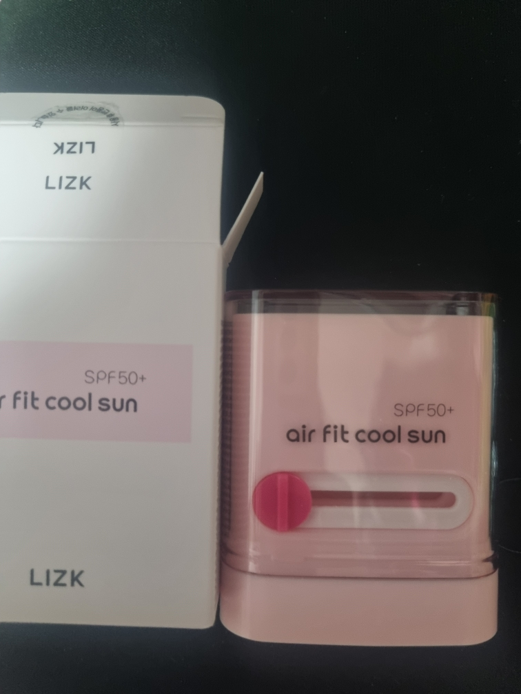 리즈케이 (LIZk) 에어핏 쿨 선 [SPF50+/PA++++] review image