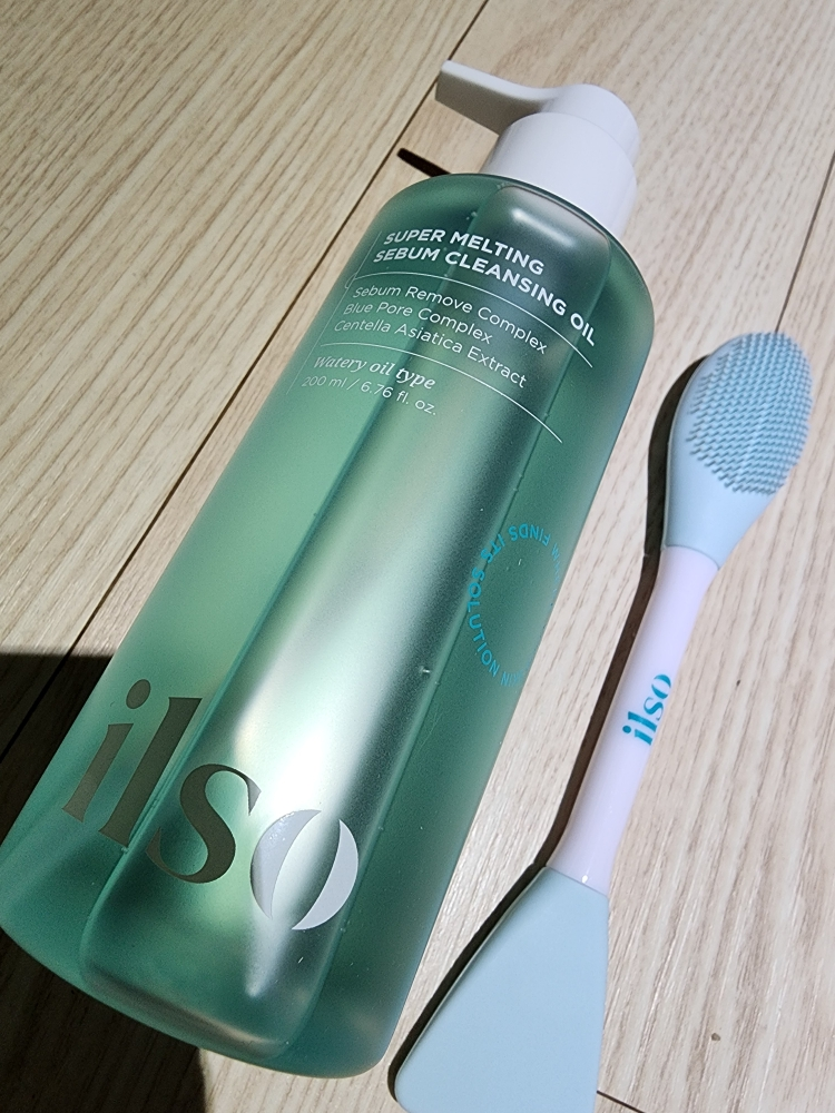 일소 (ilso) 슈퍼 멜팅 세범 클렌징 오일 review image