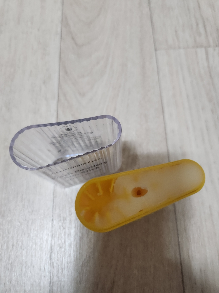 네이처리퍼블릭 (NATUREREPUBLIC) 캘리포니아 알로에 선스틱 [SPF50+/PA++++] [보송] review image